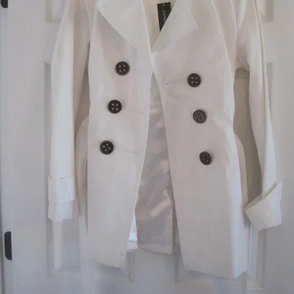 EXPRESS WHITE TRENCH COAT LARGE NWT $148.00 - Picture 2 of 7